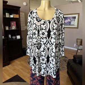 JM Collection black, tan & white floral 3/4 sleeve blouse-size XL